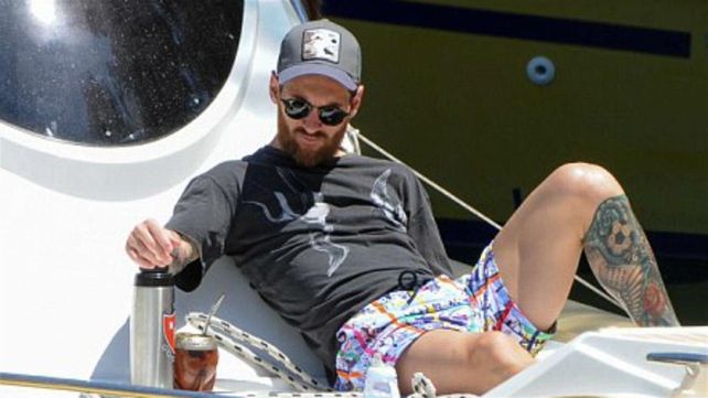 Messi se recluyó en su familia pero no se separa de su pasión por Newells