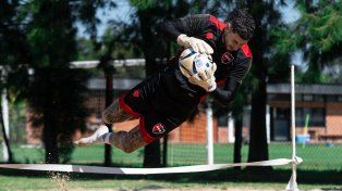 Gabriel Arias llegó de Racing para adueñarse del arco de Newell’s.