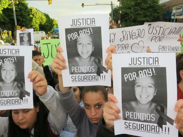 Reclamo. Se hicieron varias marchas pidiendo justicia por el crimen de Any.