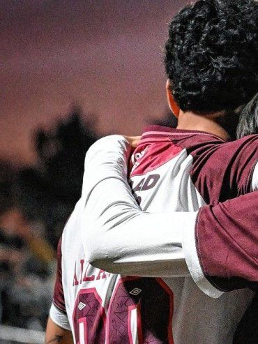 Lanús goleó a Deportivo Riestra y Unión quedó 8° en la Zona A