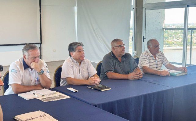 En el hotel UNL-ATE se realizó la tradicional reunión logística de la Maratón.