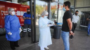 Coronavirus: el gobierno reducirá el ingreso de personas al país por la variante Delta