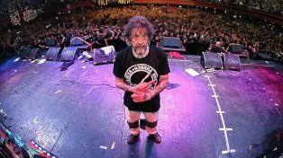 Evaristo vuelve a Buenos Aires con 2 Minutos como apertura en el Movistar Arena