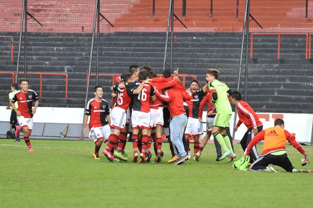 La reserva de Newells venció a River y se consagró campeona en el Coloso
