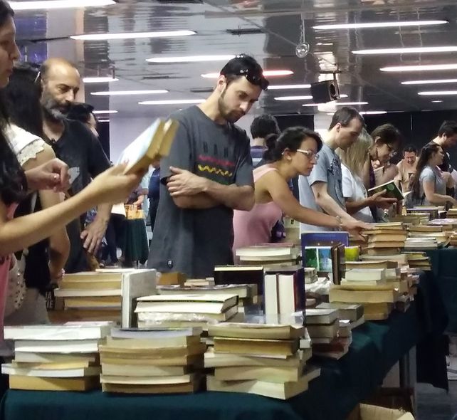 Una oportunidad para dejarse llevar y rastrear libros antiguos y usados.&nbsp;