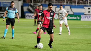 El jugador de Newells David Sotelo se rompió los cruzados en enero pasado en un partido ante Central Córdoba (Santiago del Estero).