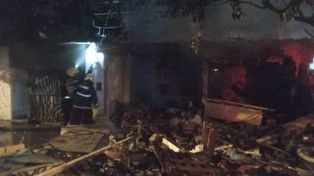Saquean e incendian la casa de un acusado de abuso sexual de menores