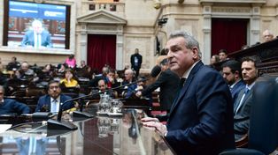 El jefe de Gabinete expuso en el recinto de la Cámara baja nacional.