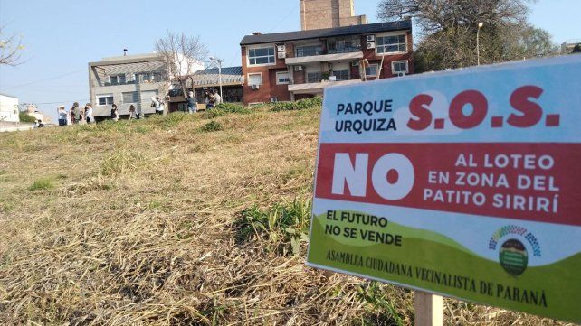 Subasta al mejor postor de terrenos frente al Patito Sirirí