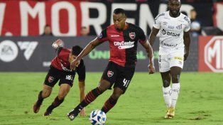 Willer Ditta es uno de los futbolistas que juega regularmente en Newells tanto la copa como la liga. Hoy estará ante Tigre.