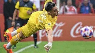 El arquero de Unión volvió al Top 3 con su gran atajada