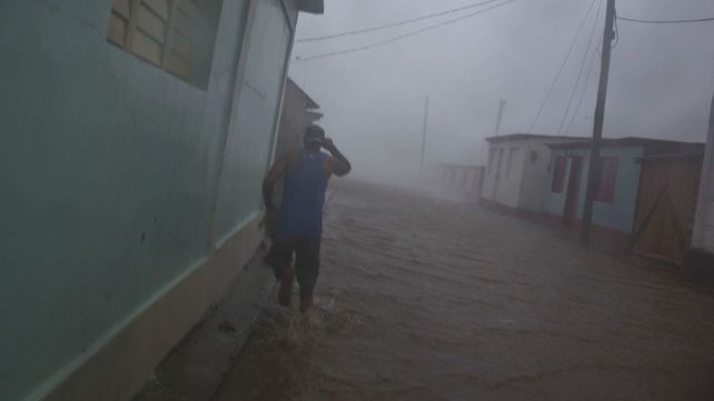 EE.UU: Millones de personas evacuadas por la llegada del huracán Matthew