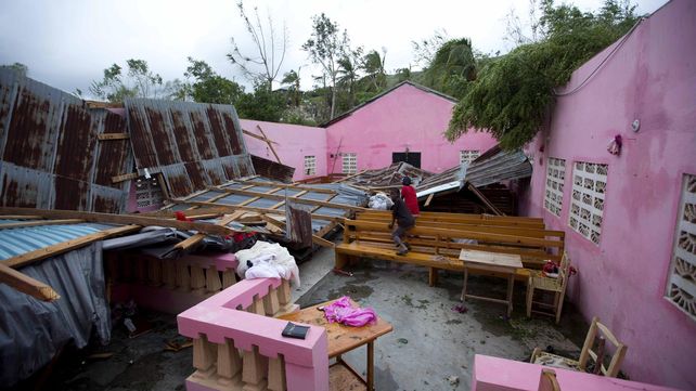 El huracán Matthew devastó Haití y castigó a Cuba en su camino hacia Bahamas y Florida