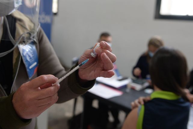 Las compañías farmacéuticas Pfizer y BioNTech trabajarán sobre una vacuna&nbsp;con tecnología de ARN mensajero.