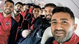 El plantel de Patronato se trasladó este sábado, vía aérea, rumbo a Tucumán.&nbsp;