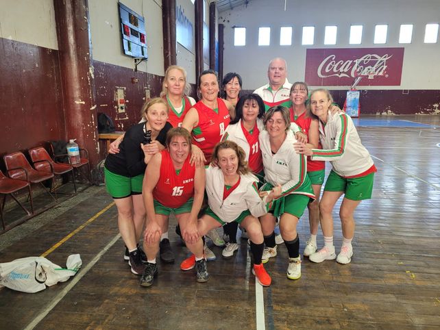 El maxibásquet paranaense y una cita en Salta