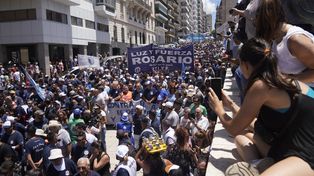 Multitud. Liderada por el sindicalismo, la movilización del miércoles mostró un componente multisectorial.
