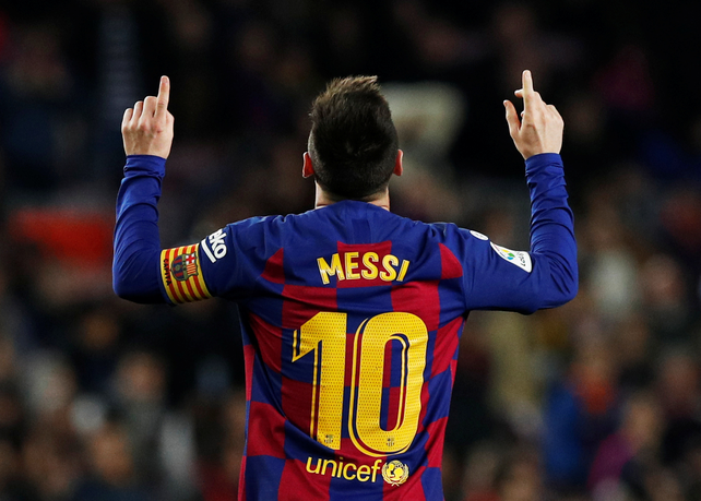 La prensa inglesa se ilusiona con la llegada de Messi a la Premier League.