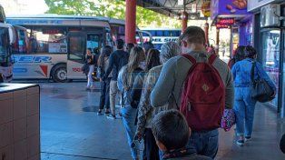 Viajar de Paraná a Santa Fe es una odisea