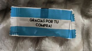 Venden caramelos envueltos en billetes de $5 ideales para dar como vuelto
