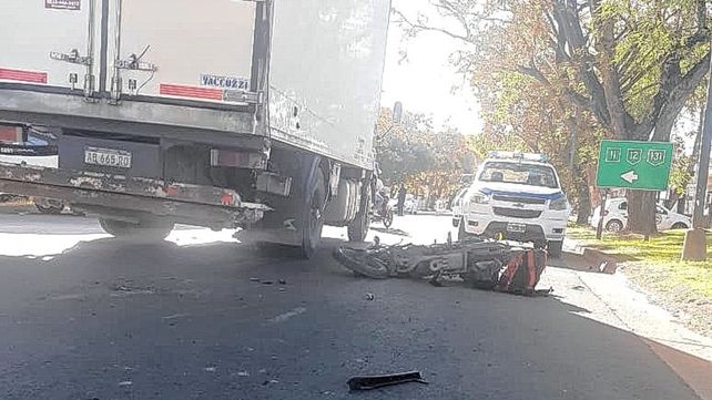 Accidente de tránsito dejó dos motociclistas hospitalizados
