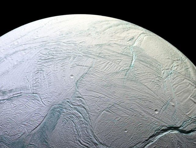 Una luna de Saturno podría albergar condiciones adecuadas para la vida