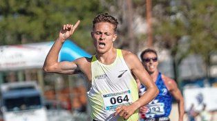El santafesino José Zabala se adueñó de la prueba de 5.000 metros en el Nacional de Mayores y logró medalla de oro.