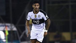 Jorge Recalde no se fue de Olimpia como pretendía y ahora espera un llamado de Newells.