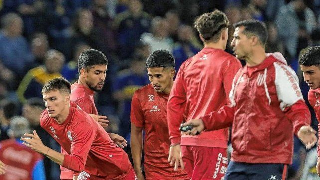 El cuerpo técnico concentró a 23 jugadores de Unión para el choque ante Defensa y Justicia.