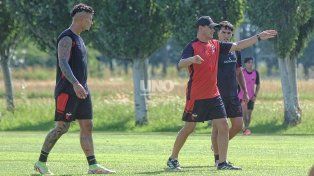El plantel de Colón hizo fútbol y Ezequiel Medrán dispuso de una variante