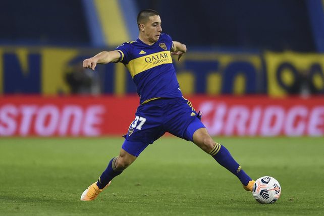 Russo conoce muy bien a Sandez de su paso por Boca. Al DT le gustaría tenerlo ahora con la camiseta de Central.