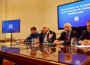 Lifschitz le pidió a los gremios que piensen también en el resto de los santafesinos