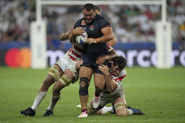 Ellis Genge intenta pasar y abrirse paso ante la marca nipona.