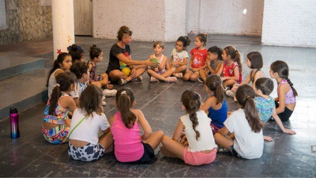Nuevos cupos disponibles en la Escuela Municipal de Circo Larrisa