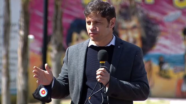 Polémica por el plan de viajes gratis de egresados dispuesto por Kicillof