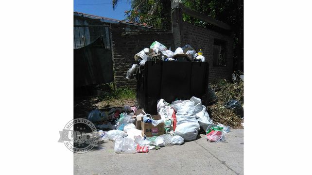 Basura acumulada en Pecifa