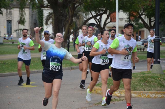 Venado Tuerto vivió la 5ª edición de la media maratón 21K