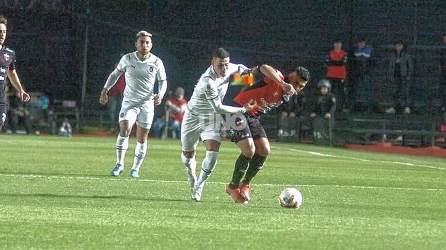 El minuto a minuto del duelo entre Colón e Independiente