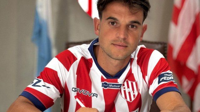 Unión oficializó a Menossi hasta 2026 y suma experiencia en el medio