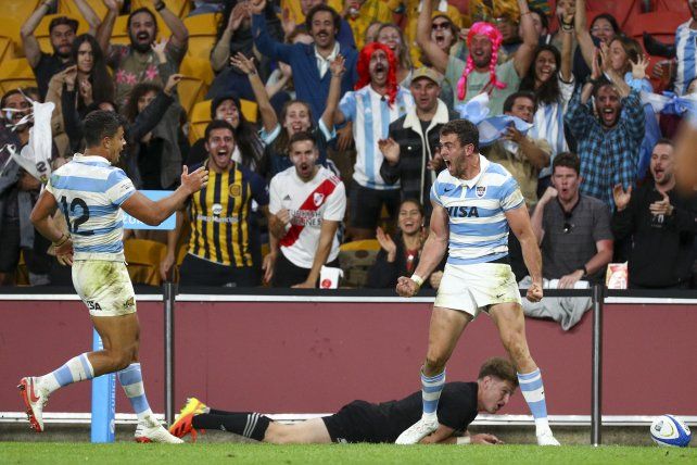 El rosarino Boffelli festeja en un partido ante Nueva Zelanda.