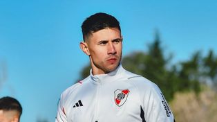 Adam Bareiro está en el centro de la escena de River ya que Gallardo no lo tendría entre sus planes.