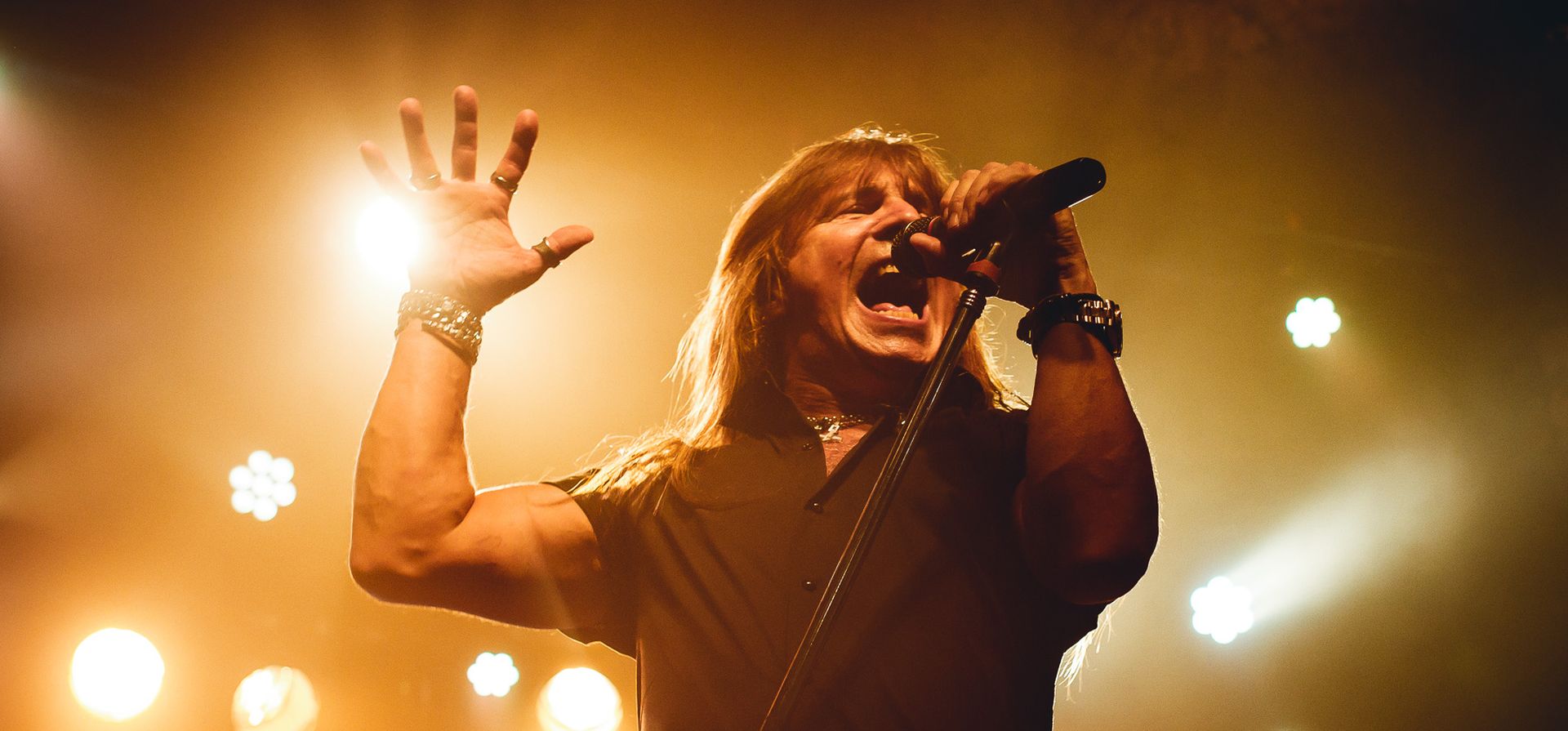 Rata Blanca me dio el espaldarazo para que hoy sea quien soy