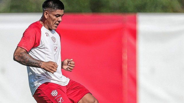 Unión sumó minutos de fútbol ante Sportivo Las Parejas en medio del parate