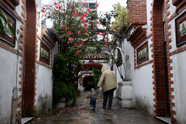 Durante las siguientes semanas el pendrive lo fue atrapando. Visitó varias de las direcciones