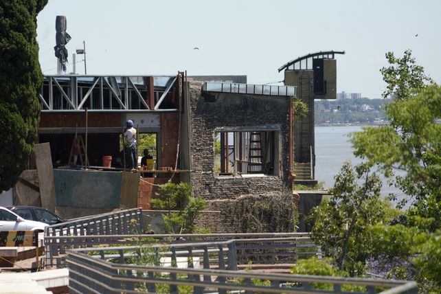 Los bares del parque España se preparan para cortar cintas este verano