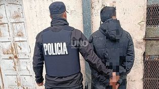 Detuvieron a un hombre por violación de domicilio y lesiones: tenía un pedido de captura por robos calificados