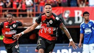 El delantero colombiano Jaime Peralta quedará habilitado en San Lorenzo al levantar el Ciclón la inhibición que pesaba de FIFA.