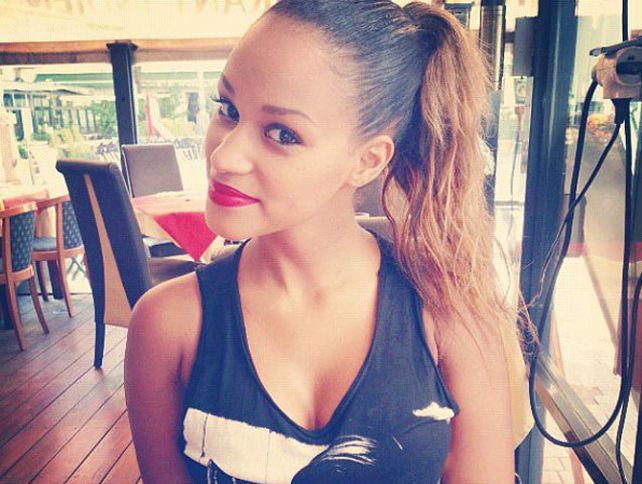 La mujer de Balotelli, la que acapara todas las miradas en Brasil