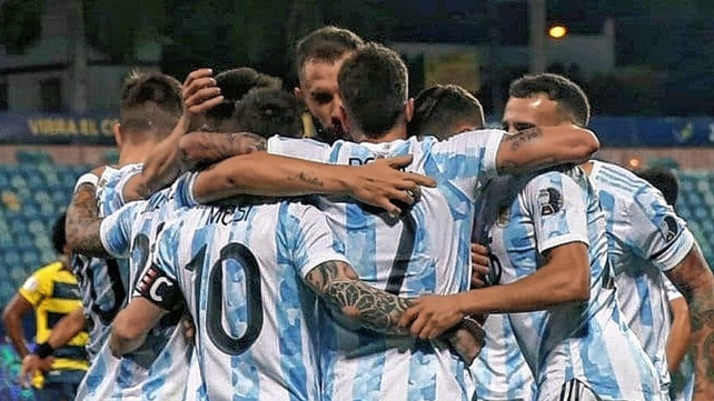 Argentina busca la final de la Copa América ante Colombia