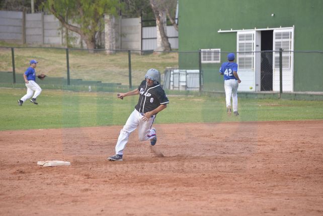 Sóftbol: El Nacional de Clubes sigue en pleno desarrollo